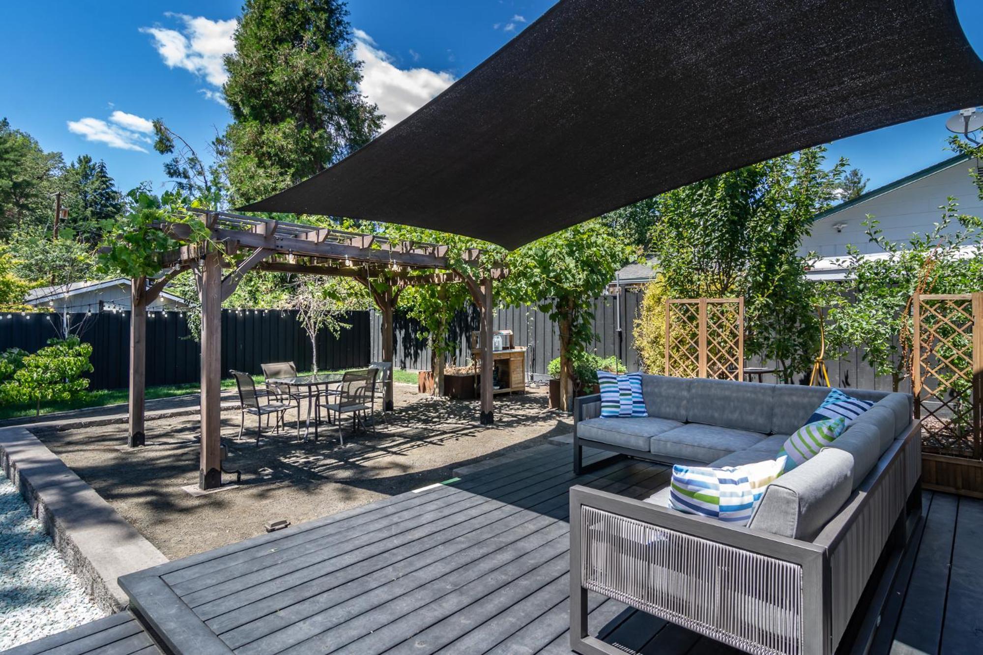 Hotel Chic Rv Retreat, Stunning Yard In Roseburg Exterior foto